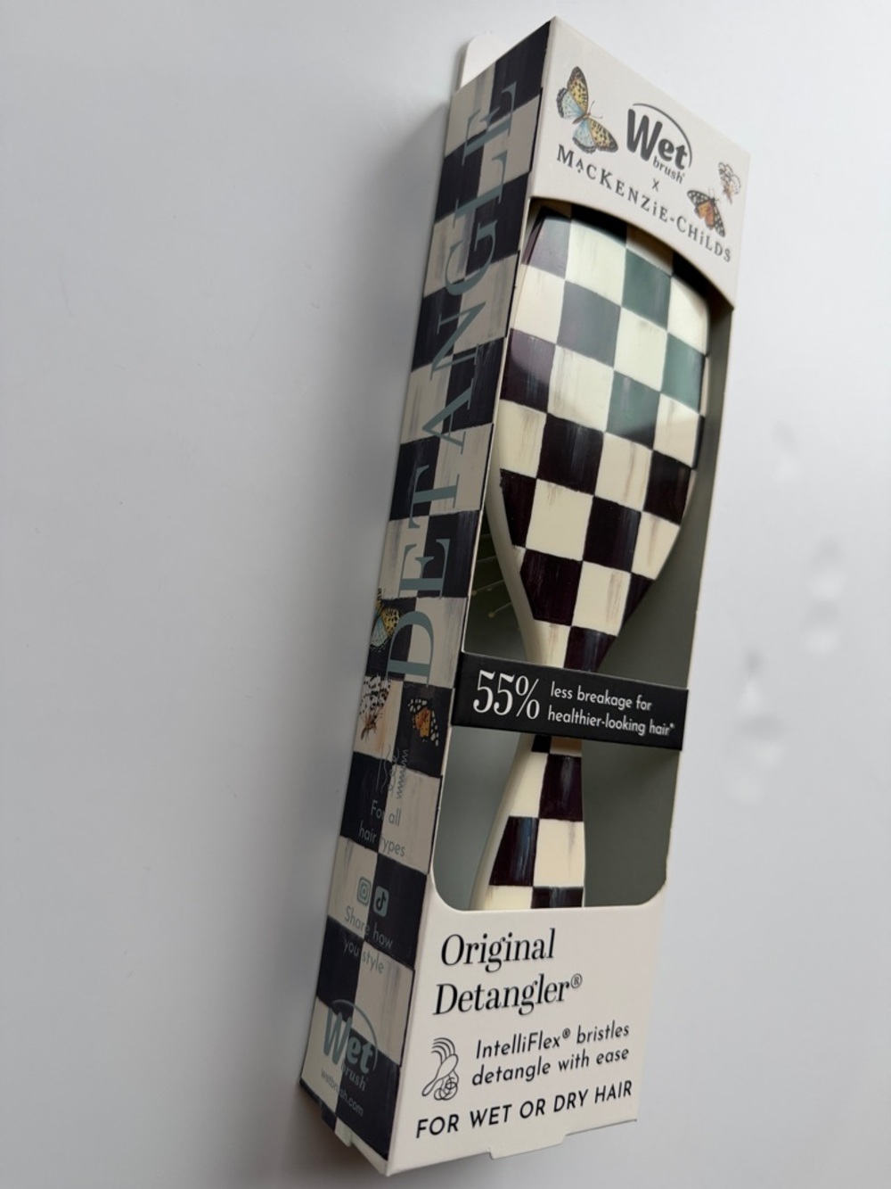 MacKenzie-Childs + Wet Brush Black & White Checkerboard Large Hair Brush - Picture 3 of 11